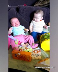 Twins Babies Make You Happy Everyday - Funny Awesome Videos