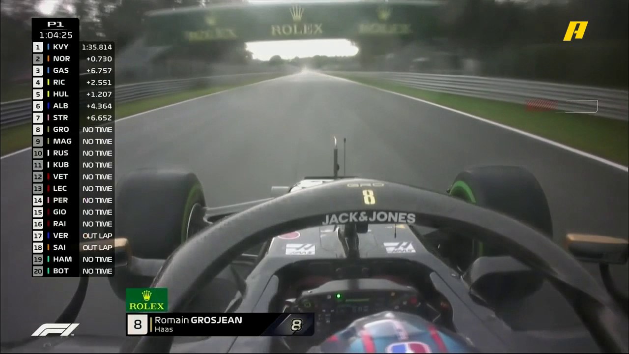 كيمي رايكونن يخرج عن المسار ويصطدم بالحائط