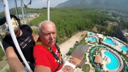 72 yaşındaki emekli profesörün 'bangee jumping' heyecanı - MUĞLA