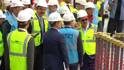 Bakan Turhan: Havalimanı Metrosu Saatte 120 Kilometre ile Türkiye'nin En Hızlısı Olacak