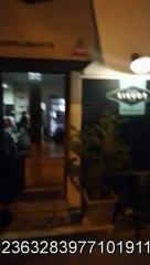 Pais deixam bebé dentro de carrinho à porta de restaurante em Sintra