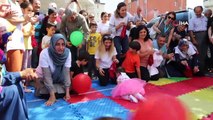 Artvin’de bebekler arası emekleme yarışması renkli görüntülere sahne oldu