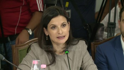 Rrëzohen dekretet e Metës/ Socialistët votojnë kundër Presidentit