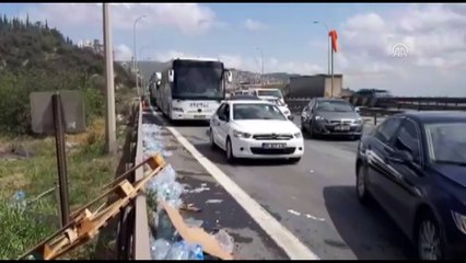 Anadolu Otoyolu'nda ambalajlı su yüklü tır devrildi - KOCAELİ