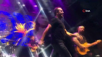 Haluk Levent’ten konser sonrası temizlik