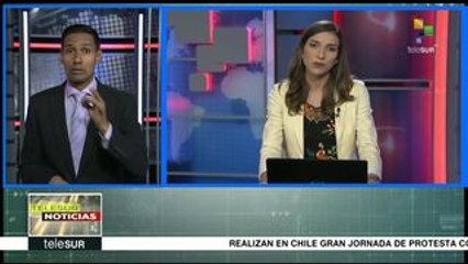 Download Video: teleSUR Noticias: Chile: carabineros reprimen manifestación pacífica