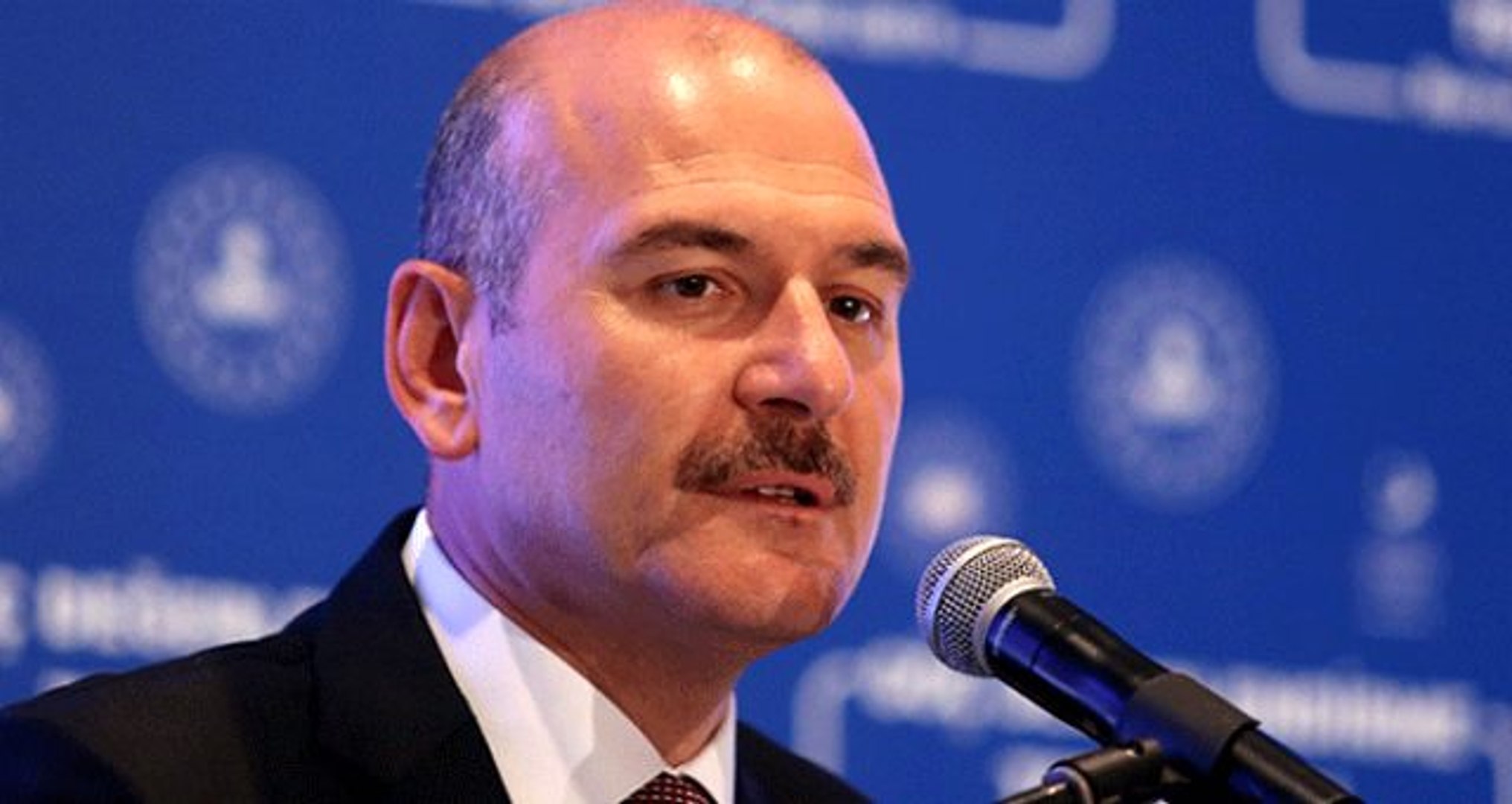 Süleyman Soylu'dan Suriyeli mülteci açıklaması: Hareketlenmeyi sağladık - Dailymotion Video