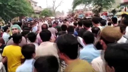 - Pakistan'da feci kaza: 7'si çocuk 8 ölü