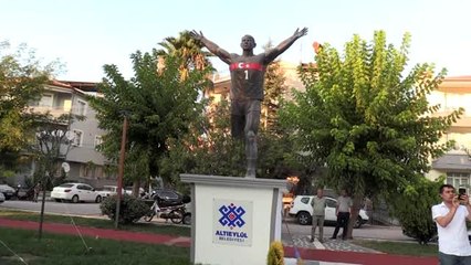 "Millet Kıraathanesi" açıldı