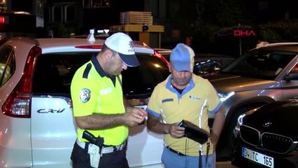 İspark otoparklarını işgal eden değnekçilere operasyon devam ediyor