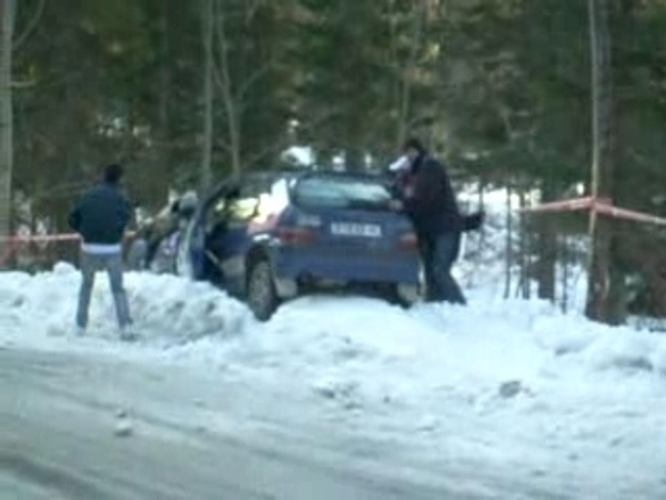 ronde du jura sortie de route saxo