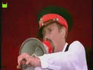 Velvet Revolver- Sucker Train Blues