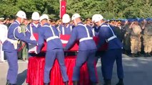 Şehit jandarma uzman çavuşun cenazesi memleketine uğurlandı - İSTANBUL