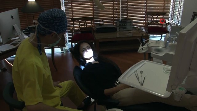 Türkiye’nin ilk diş hekimliği diplomalarından biri Denizli’den...Dedesinden 58 yıl sonra aynı fakülteyi bitirip diş doktoru oldu