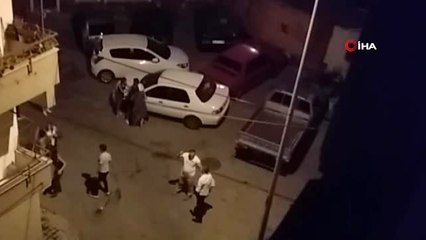 Düğünde başlayan kavga sokağa taştı, yaşanan o anlar kameraya böyle yansıdı