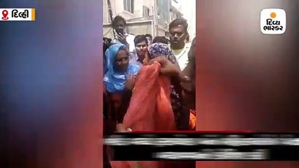 બાળકચોરીના આરોપમાં બે મહિલાઓને ટોળાએ મારી મારીને અધમૂઈ કરી નાખી