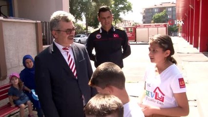 Lösemi hastası çocuklara 'İtfaiye' dopingi