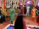 Patiala Babes | Watch Dance Performance of Minnie at Babita's Mehndi Ceremony | पटियाला बेब्स