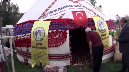 Unutulmaya yüz tutan yöresel tatları sergilediler