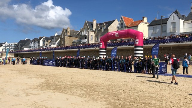 Des milliers de spectateurs ont suivi le triathlon