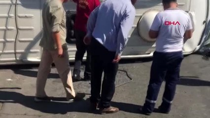 Diyarbakır yolcu minibüsü ile otomobil çarpıştı 9 yaralı