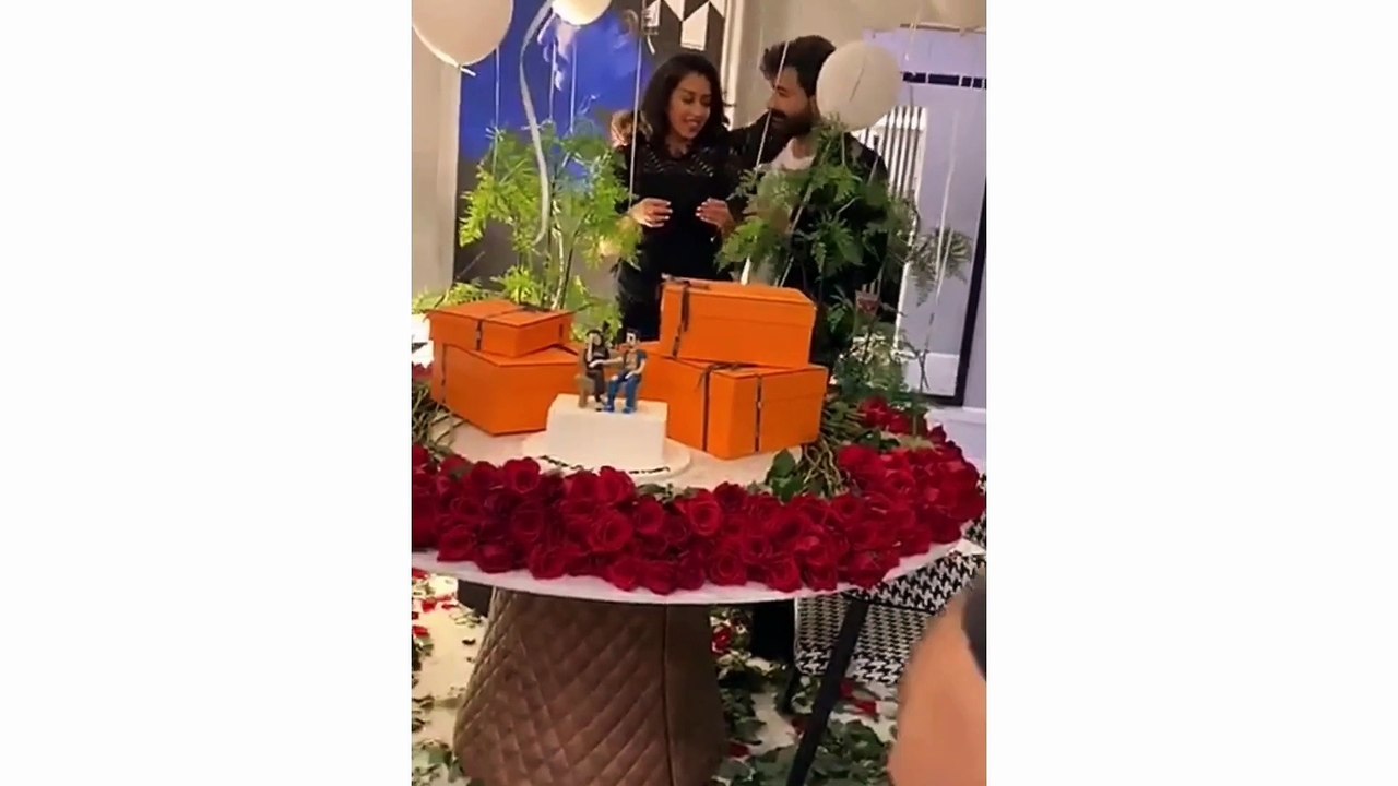 فرح الهادي وعقيل الرئيسي وهدايا باهظة الثمن في عيد زواجهم سياره بورش وهيرمز