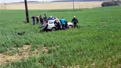 Homem fica ferido em capotamento na PR-486, em Cascavel