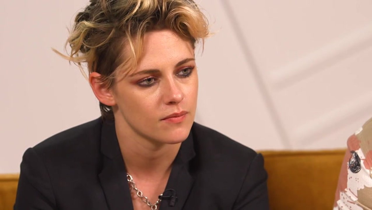 Kristen Stewart Weighs in on Gay Superheros
