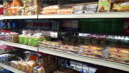 Sozialmarkt eröffnet Im Donauzentrum und Feier 30 Jahre Volkshochschule Donaustadt