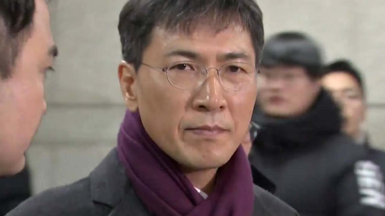 '비서 성폭행' 안희정 징역 3년 6개월 확정...김지은 "재판부에 감사" / YTN