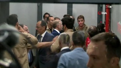 Cumhurbaşkanı Erdoğan'dan A Milli Futbol Takımı'na tebrik