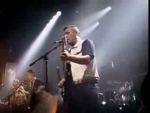 La Souris Deglinguee St Sauveur