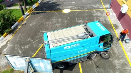 İstanbul'da okullarda temizlik seferberliği havadan görüntülendi