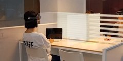 Desarrolladores tecnológicos proponen separar los cubículos de las oficinas utilizando cascos de realidad aumentada