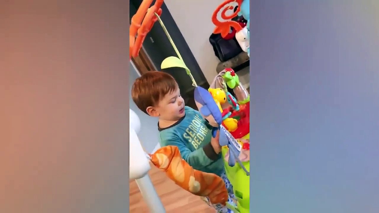 Funny Daddy Takes Care of Baby - Fun and Fails Baby Video