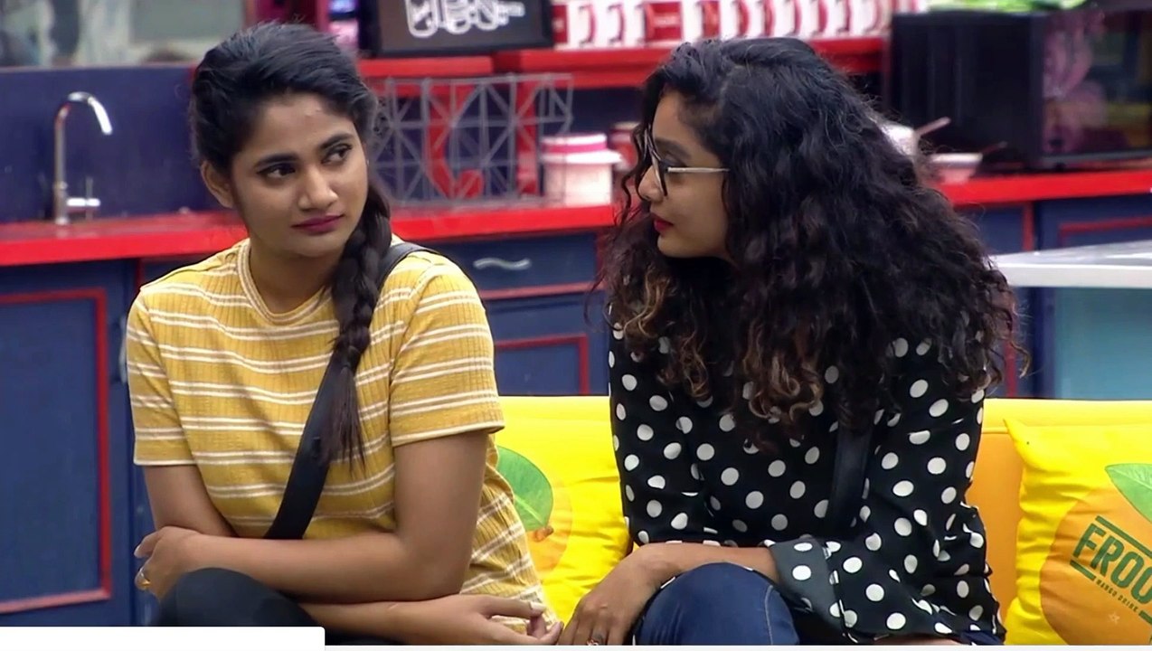 Losliya Give Signal To Sandy !!..and kavin targeting with first weapon