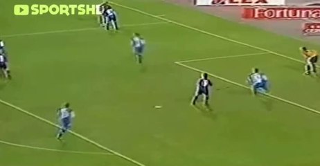 RONALDO FENOMENO DESTROI ZAGUEIROS