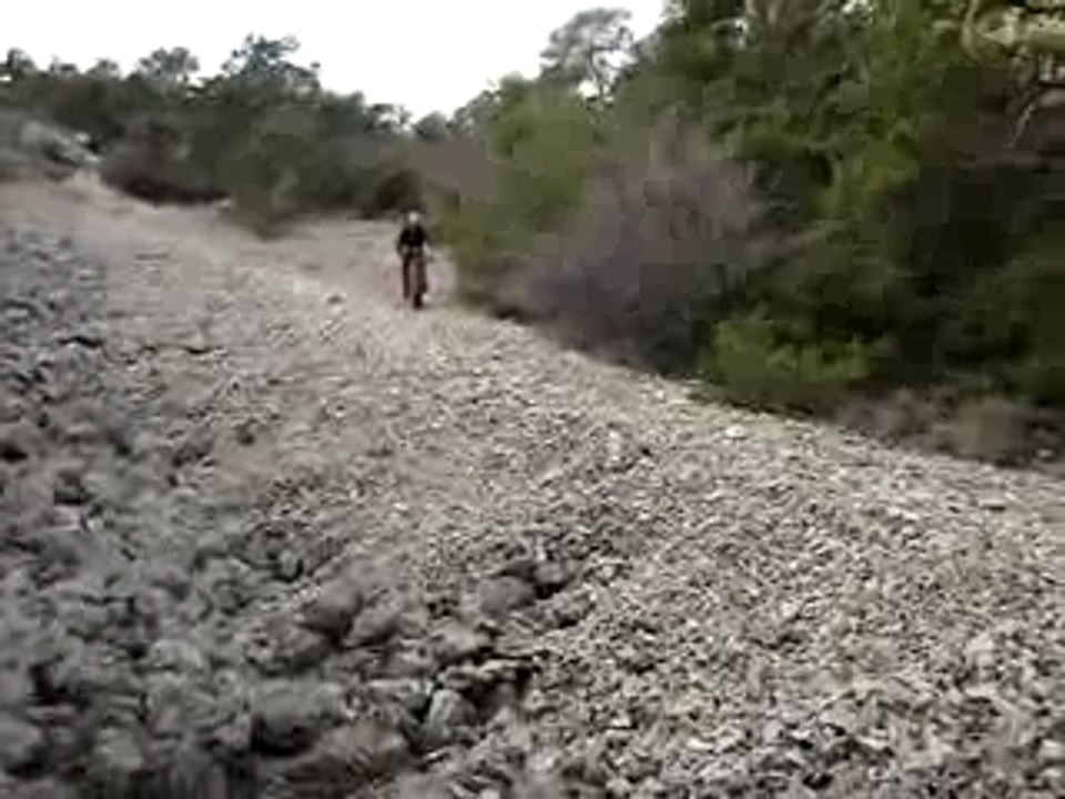 Fsail dans le pierrier