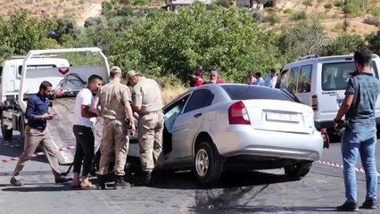 Otomobil ile kamyonet çarpıştı: 1 ölü, 1 yaralı - GAZİANTEP