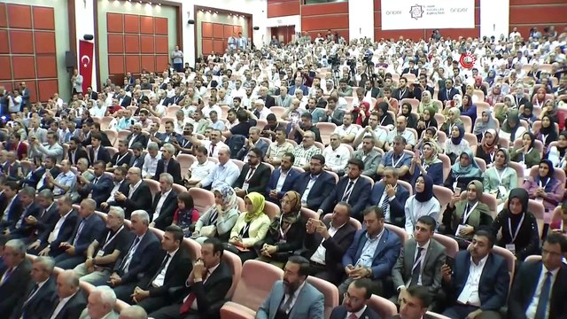 Cumhurbaşkanı Erdoğan: 'Özellikle İstanbul Büyükşehir gibi uzun sürenin ardından el değiştiren belediyelerde 28 Şubat dönemini hatırlatan uygulamalara imza atılıyor'