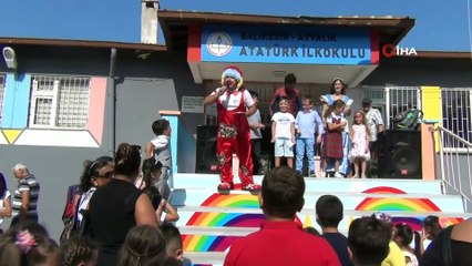 - Ayvalık’ta minikler okulun ilk gününe şenlikle başladı- Miniklere “Okuluna Hoş geldin” şenliği