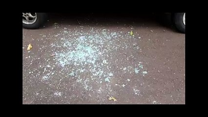 Uno é encontrado com o vidro quebrado no Jardim União