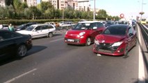 - E5'te makas atarak hız yapan gençler zincirleme trafik kazasına neden oldu