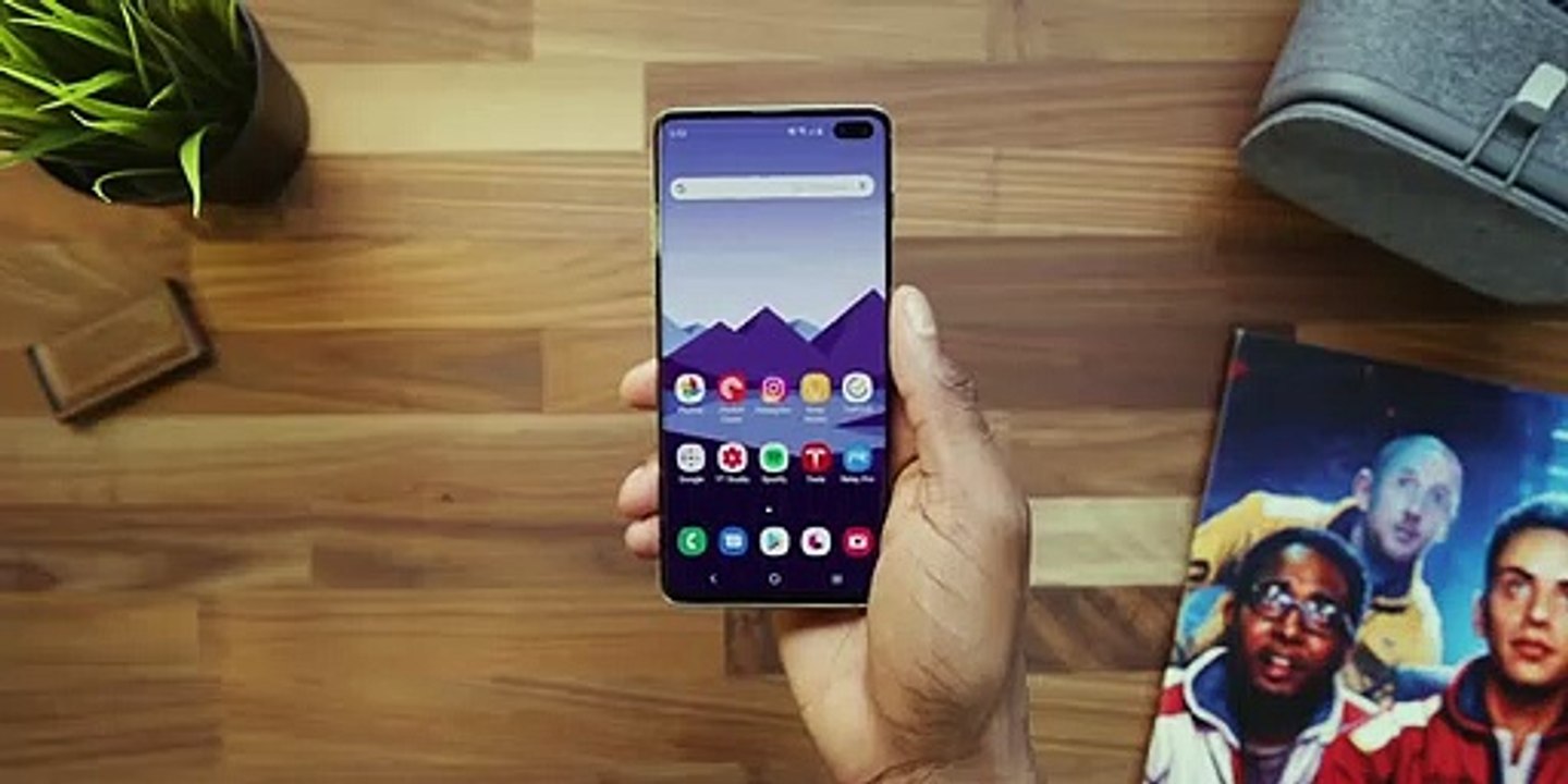 Samsung Galaxy S10+ Review  The Bar is Set!