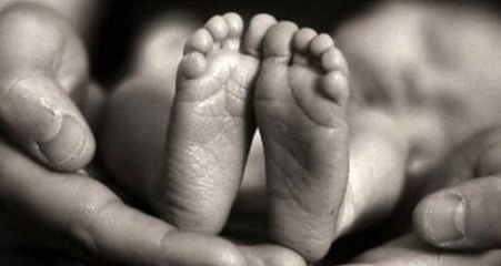 Çadırda kalan ailenin 8 aylık bebeği zatürreden hayatını kaybetti