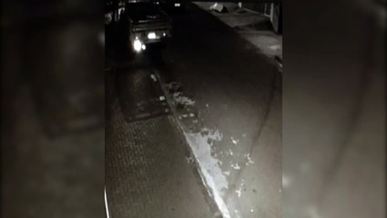 Suspeitos de tentativa de furto são flagrados por câmera de segurança