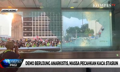 Polisi Hong Kong Cegah Demonstran ke Bandara dengan Gas Air Mata