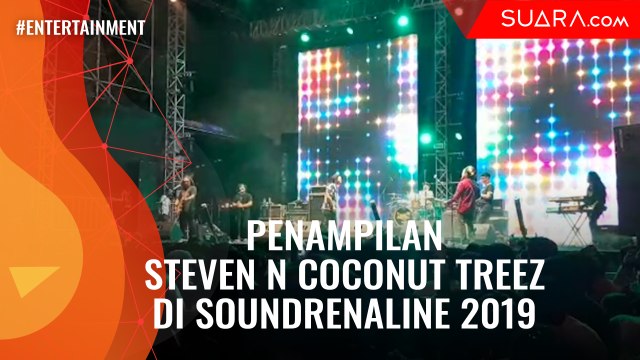 Penampilan Steven n Coconut Treez di Soundrenaline 2019