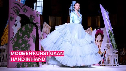 Christian Siriano brengt Gaga, Laverne Cox & Frida Kahlo op de catwalk