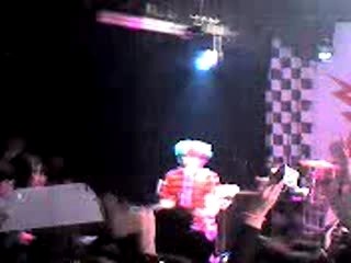 40 Tage und 13 Stunden au Trabendo le 2 Février